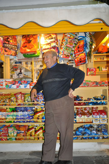 Andros-stad (Chora) | De Griekse Gids | Foto 163 - Foto van https://www.grieksegids.nl/fotos/eilandandros/andros-mid/eiland-andros-402.jpg