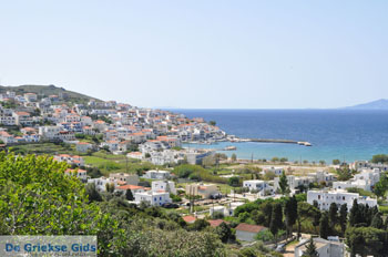 Batsi | Eiland Andros | De Griekse Gids | Foto Cycladen eilanden - Foto van https://www.grieksegids.nl/fotos/eilandandros/andros-mid/eiland-andros-431.jpg