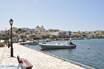 Haven Gavrio | Eiland Andros | De Griekse Gids | Foto 2 - Foto van https://www.grieksegids.nl/fotos/eilandandros/andros-mid/eiland-andros-446.jpg