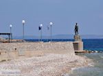 Monument aan kiezelstrand Vrondados - Eiland Chios - Foto van De Griekse Gids