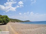 Verlaten zand kiezelstrand aan de westkust - Eiland Chios - Foto van De Griekse Gids