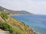 Steile hellingen westkust - Eiland Chios - Foto van De Griekse Gids