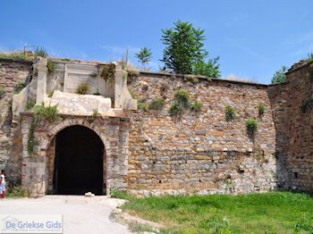 De Porta Maggiore kasteel Chios stad - Eiland Chios - Foto van https://www.grieksegids.nl/fotos/eilandchios/350pixels/eiland-chios-foto-016.jpg
