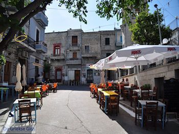 Pyrgi centrum - Eiland Chios - Foto van https://www.grieksegids.nl/fotos/eilandchios/350pixels/eiland-chios-foto-140.jpg