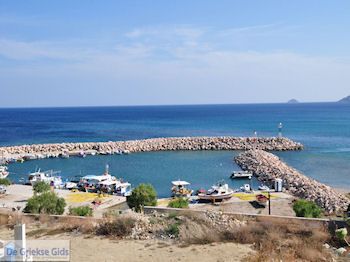 Haventje bij Katarraktis - Eiland Chios - Foto van https://www.grieksegids.nl/fotos/eilandchios/350pixels/eiland-chios-foto-155.jpg