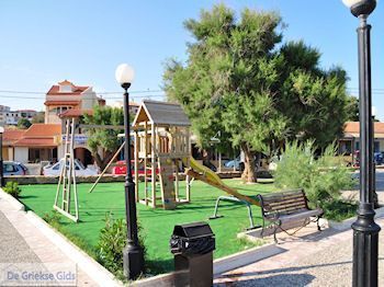 Speeltuin Megas Limnionas - Eiland Chios - Foto van https://www.grieksegids.nl/fotos/eilandchios/350pixels/eiland-chios-foto-167.jpg