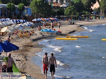 Schitterend zandstrand Karfas - Eiland Chios - Foto van https://www.grieksegids.nl/fotos/eilandchios/350pixels/eiland-chios-foto-175.jpg