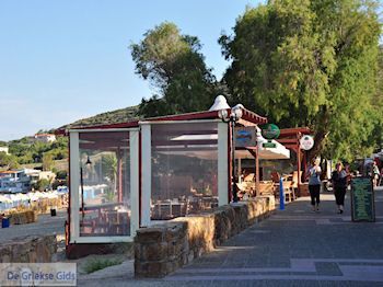 Terrasjes Karfas - Eiland Chios - Foto van https://www.grieksegids.nl/fotos/eilandchios/350pixels/eiland-chios-foto-183.jpg