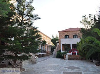 Het luxe Grecian Castle nabij Chios stad - Eiland Chios - Foto van https://www.grieksegids.nl/fotos/eilandchios/350pixels/eiland-chios-foto-195.jpg