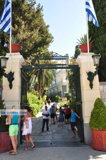 Achillion | Gastouri Corfu | Griekenland 1 - Foto van https://www.grieksegids.nl/fotos/eilandcorfu/corfu/corfu-mid/corfu-grieksegids-0031.jpg