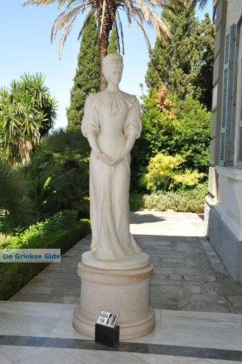 Achillion | Gastouri Corfu | Griekenland 6 - Foto van https://www.grieksegids.nl/fotos/eilandcorfu/corfu/corfu-mid/corfu-grieksegids-0036.jpg