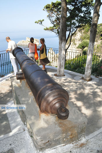 Paleokastritsa (Palaiokastritsa) | Corfu | Griekenland 25 - Foto van https://www.grieksegids.nl/fotos/eilandcorfu/corfu/corfu-mid/corfu-grieksegids-0163.jpg