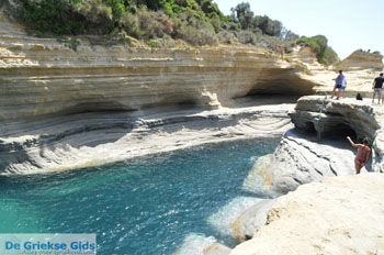 Sidari | Corfu | Griekenland 23 - Foto van https://www.grieksegids.nl/fotos/eilandcorfu/corfu/corfu-mid/corfu-grieksegids-0221.jpg