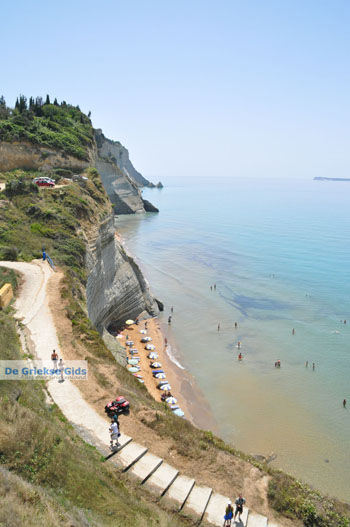 Loggos Peroulades | Corfu | Griekenland 7 - Foto van https://www.grieksegids.nl/fotos/eilandcorfu/corfu/corfu-mid/corfu-grieksegids-0251.jpg
