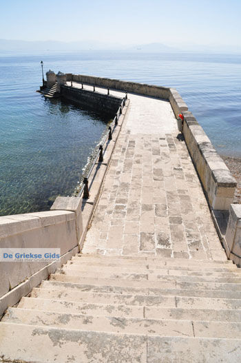 Kaizer's Bridge nabij Benitses en Gastouri | Corfu | Griekenland 12 - Foto van https://www.grieksegids.nl/fotos/eilandcorfu/corfu/corfu-mid/corfu-grieksegids-0326.jpg