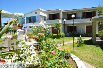 Acharavi | Corfu | Griekenland 12 - Foto van https://www.grieksegids.nl/fotos/eilandcorfu/corfu/corfu-mid/corfu-grieksegids-0448.jpg