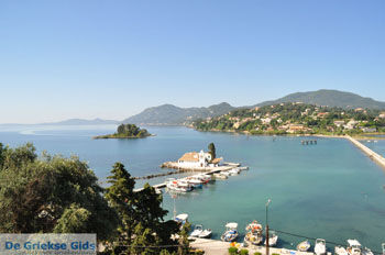 Kanoni | Corfu | Griekenland 1 - Foto van https://www.grieksegids.nl/fotos/eilandcorfu/corfu/corfu-mid/corfu-grieksegids-0464.jpg
