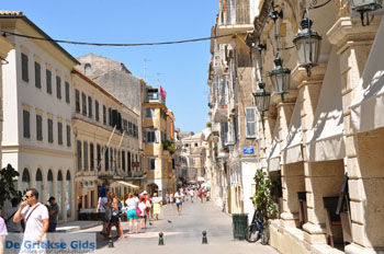 Corfu stad | Corfu | Griekenland 15 - Foto van https://www.grieksegids.nl/fotos/eilandcorfu/corfu/corfu-mid/corfu-grieksegids-0570.jpg
