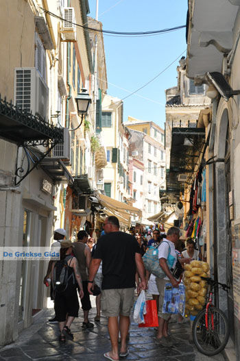 Corfu stad | Corfu | Griekenland 34 - Foto van https://www.grieksegids.nl/fotos/eilandcorfu/corfu/corfu-mid/corfu-grieksegids-0589.jpg