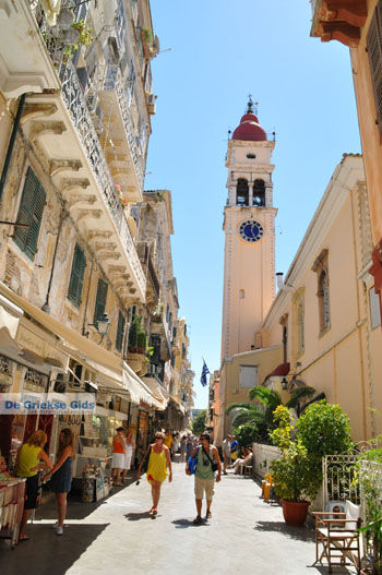 Corfu stad | Corfu | De Agios Spyridion kerk | De Griekse Gids - foto 38 - Foto van https://www.grieksegids.nl/fotos/eilandcorfu/corfu/corfu-mid/corfu-grieksegids-0593.jpg