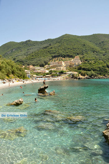 Ermones | Corfu | Griekenland 8 - Foto van https://www.grieksegids.nl/fotos/eilandcorfu/corfu/corfu-mid/corfu-grieksegids-0641.jpg