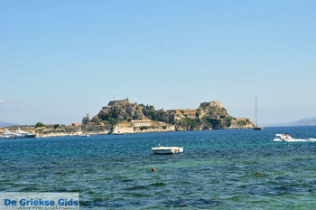 De oude vesting | Corfu | Griekenland 1 - Foto van https://www.grieksegids.nl/fotos/eilandcorfu/corfu/corfu-mid/corfu-grieksegids-0770.jpg