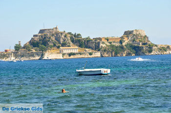 De oude vesting | Corfu | Griekenland 3 - Foto van https://www.grieksegids.nl/fotos/eilandcorfu/corfu/corfu-mid/corfu-grieksegids-0772.jpg