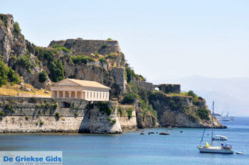 De oude vesting | Corfu | Griekenland 10 - Foto van https://www.grieksegids.nl/fotos/eilandcorfu/corfu/corfu-mid/corfu-grieksegids-0779.jpg