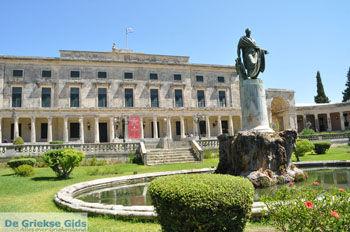 Corfu stad | Corfu | Paleis St. Michael St. George | De Griekse Gids - foto 82 - Foto van https://www.grieksegids.nl/fotos/eilandcorfu/corfu/corfu-mid/corfu-grieksegids-0783.jpg