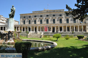 Corfu stad | Corfu | Paleis St. Michael St. George | De Griekse Gids - foto 83 - Foto van https://www.grieksegids.nl/fotos/eilandcorfu/corfu/corfu-mid/corfu-grieksegids-0784.jpg
