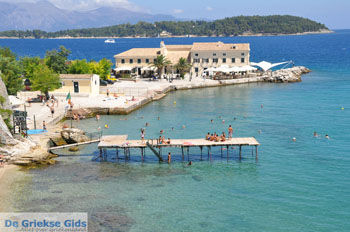 Corfu stad | Corfu | Griekenland 86 - Foto van https://www.grieksegids.nl/fotos/eilandcorfu/corfu/corfu-mid/corfu-grieksegids-0787.jpg