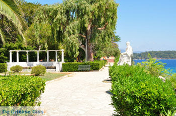 Corfu stad | Corfu | Griekenland 103 - Foto van https://www.grieksegids.nl/fotos/eilandcorfu/corfu/corfu-mid/corfu-grieksegids-0804.jpg