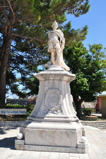 Corfu stad | Corfu | Griekenland 107 - Foto van https://www.grieksegids.nl/fotos/eilandcorfu/corfu/corfu-mid/corfu-grieksegids-0808.jpg