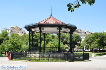 Corfu stad | Corfu | Griekenland 113 - Foto van https://www.grieksegids.nl/fotos/eilandcorfu/corfu/corfu-mid/corfu-grieksegids-0814.jpg