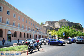 Corfu stad | Corfu | Griekenland 119 - Foto van https://www.grieksegids.nl/fotos/eilandcorfu/corfu/corfu-mid/corfu-grieksegids-0820.jpg