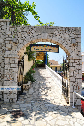 Agios Gordis (Gordios) | Corfu | Griekenland 61 - Foto van https://www.grieksegids.nl/fotos/eilandcorfu/corfu/corfu-mid/corfu-grieksegids-0905.jpg