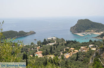 Paleokastritsa (Palaiokastritsa) | Corfu | Griekenland 56 - Foto van https://www.grieksegids.nl/fotos/eilandcorfu/corfu/corfu-mid/corfu-grieksegids-0925.jpg