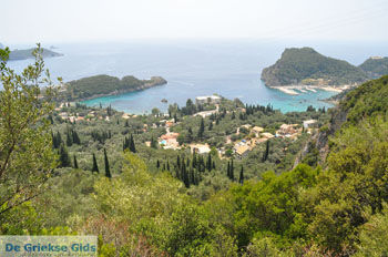 Paleokastritsa (Palaiokastritsa) | Corfu | Griekenland 58 - Foto van https://www.grieksegids.nl/fotos/eilandcorfu/corfu/corfu-mid/corfu-grieksegids-0927.jpg