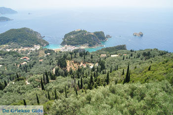 Paleokastritsa (Palaiokastritsa) | Corfu | Griekenland 63 - Foto van https://www.grieksegids.nl/fotos/eilandcorfu/corfu/corfu-mid/corfu-grieksegids-0937.jpg