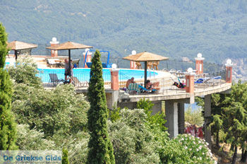 Het dorpje Lakones bij Paleokastritsa Corfu | Griekenland 12 - Foto van https://www.grieksegids.nl/fotos/eilandcorfu/corfu/corfu-mid/corfu-grieksegids-0980.jpg