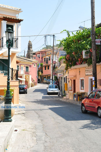 Sinarades | Corfu | Griekenland 1 - Foto van https://www.grieksegids.nl/fotos/eilandcorfu/corfu/corfu-mid/corfu-grieksegids-0991.jpg