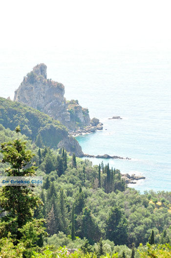 Natuur bij Agios Gordis | Corfu | Griekenland 7 - Foto van https://www.grieksegids.nl/fotos/eilandcorfu/corfu/corfu-mid/corfu-grieksegids-1008.jpg