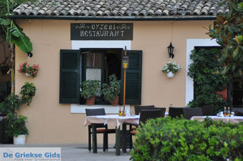 Corfu stad | Corfu | Griekenland 140 - Foto van https://www.grieksegids.nl/fotos/eilandcorfu/corfu/corfu-mid/corfu-grieksegids-1041.jpg