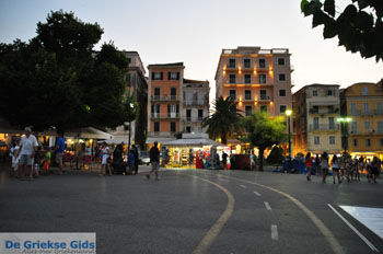 Corfu stad | Corfu | Griekenland 168 - Foto van https://www.grieksegids.nl/fotos/eilandcorfu/corfu/corfu-mid/corfu-grieksegids-1069.jpg