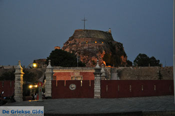 Corfu stad | Corfu | Griekenland 170 - Foto van https://www.grieksegids.nl/fotos/eilandcorfu/corfu/corfu-mid/corfu-grieksegids-1071.jpg