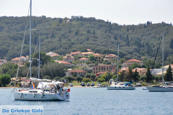 Vissersdorp Petriti | Corfu | Griekenland 5 - Foto van https://www.grieksegids.nl/fotos/eilandcorfu/corfu/corfu-mid/corfu-grieksegids-1092.jpg