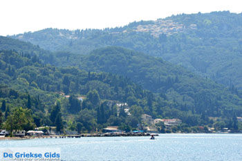 Boukaris en Chlomos | Corfu | Griekenland 2 - Foto van https://www.grieksegids.nl/fotos/eilandcorfu/corfu/corfu-mid/corfu-grieksegids-1102.jpg