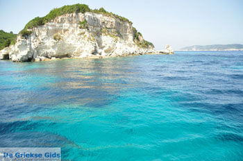 Eiland Antipaxos - Antipaxi bij Corfu - De Griekse Gids foto 017 - Foto van https://www.grieksegids.nl/fotos/eilandcorfu/paxi-antipaxi/350pix/paxi-antipaxi-017.jpg