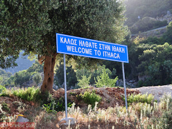 Welkom op het eiland van Odysseus - Ithaki - Ithaca - Foto 005 - Foto van https://www.grieksegids.nl/fotos/eilandithaca/Eiland-Ithaki-Ithaca-mid-foto005.jpg
