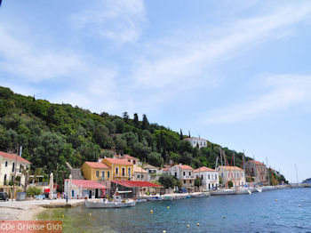 Kioni - Ithaki - Ithaca - Foto 066 - Foto van https://www.grieksegids.nl/fotos/eilandithaca/Eiland-Ithaki-Ithaca-mid-foto066.jpg
